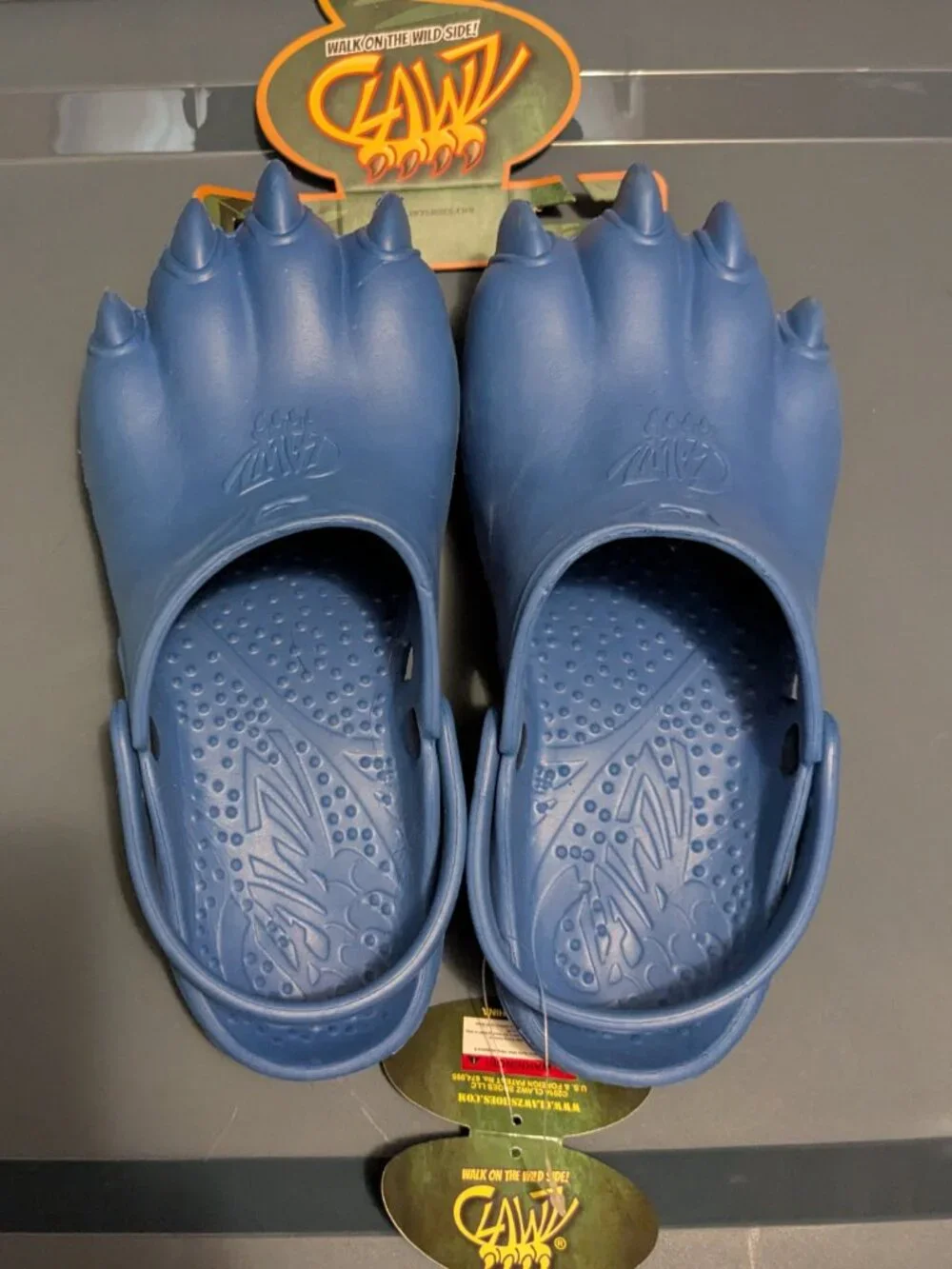 Clawz Monster Claw Clogs Blue NWT — Bigfoot Werewolf Novelty Shoes M6/W7 Unisex